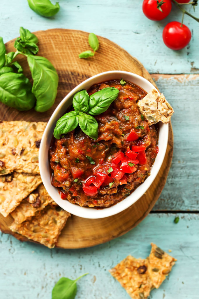 pomazánka z lilku a sušených rajčat